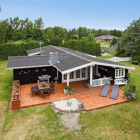 Vaeggerlose Holiday home